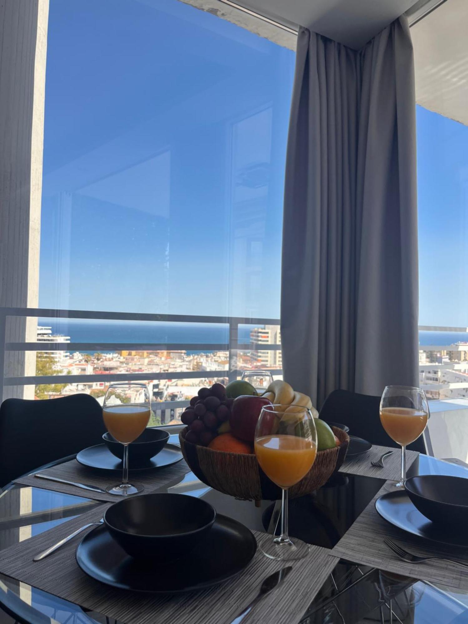 Appartamento Torre Lll Torremolinos Esterno foto